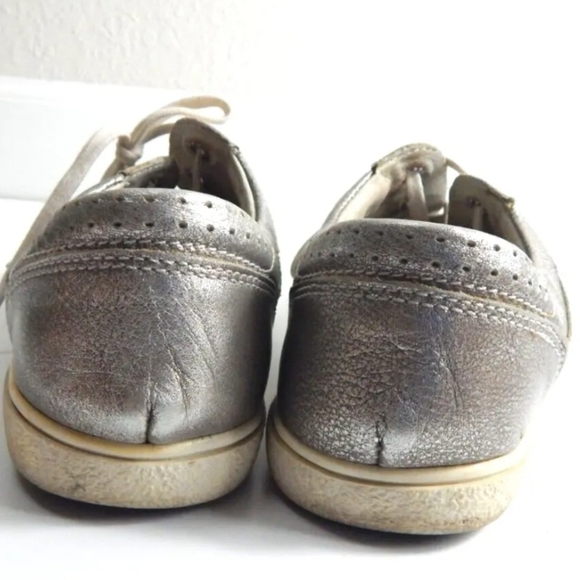 Josef Seibel Metallic Pewter Sneakers - Picture 3 of 10